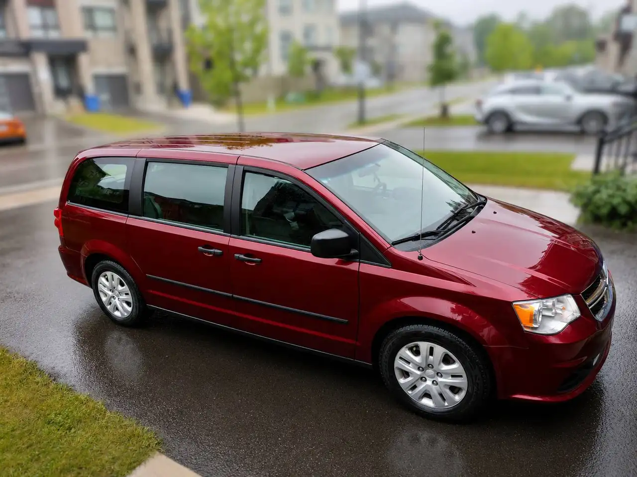 Dodge Grand Caravan снимка Dodge Grand Caravan