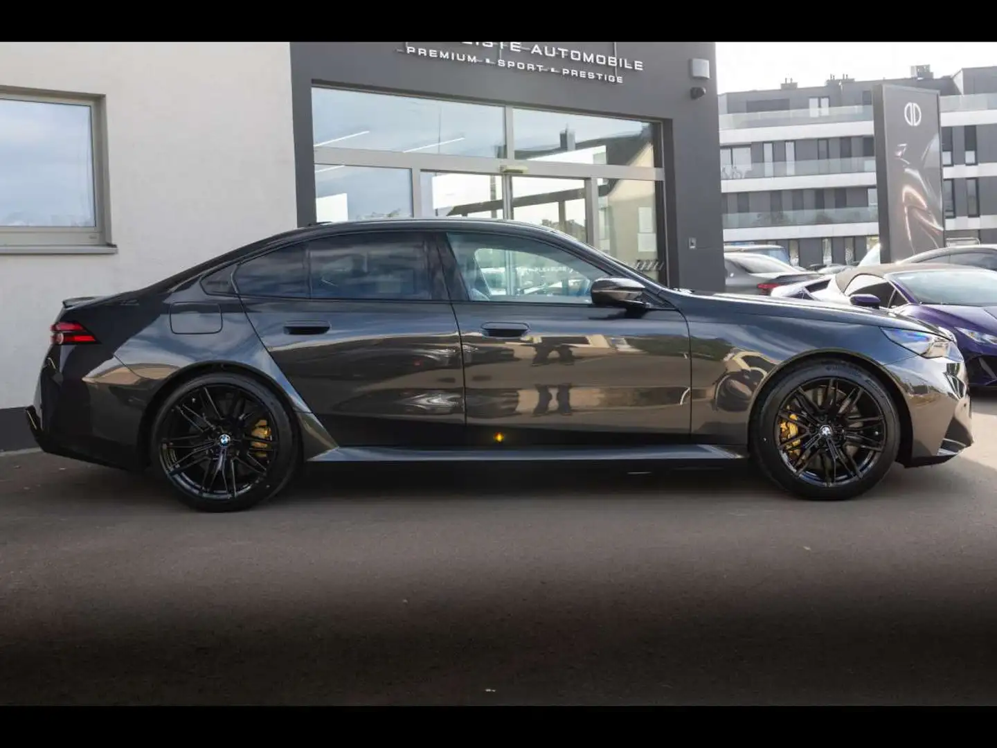 BMW M5 XDRIVE G90KERAMIKCARBONAHKCOMFORT360 Grijs - 2