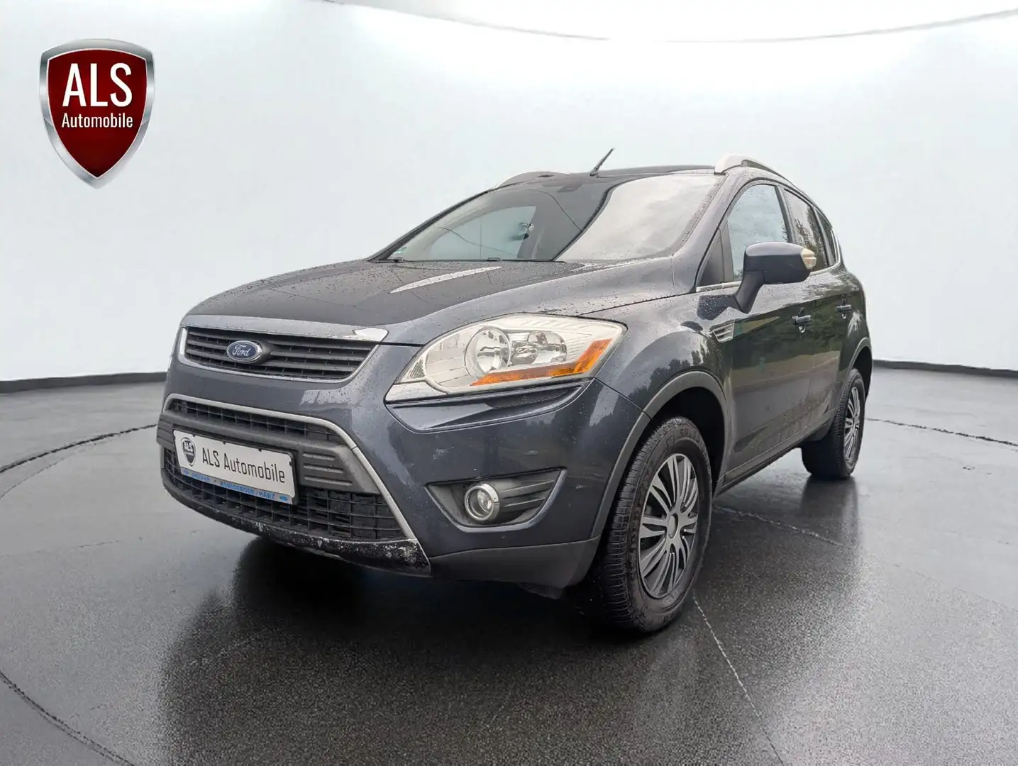 Ford Kuga Titanium" Grau - 1