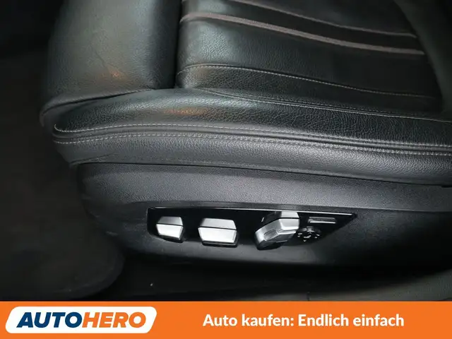 BMW 5 Series view 30