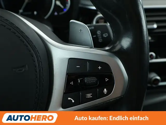 BMW 5 Series view 27