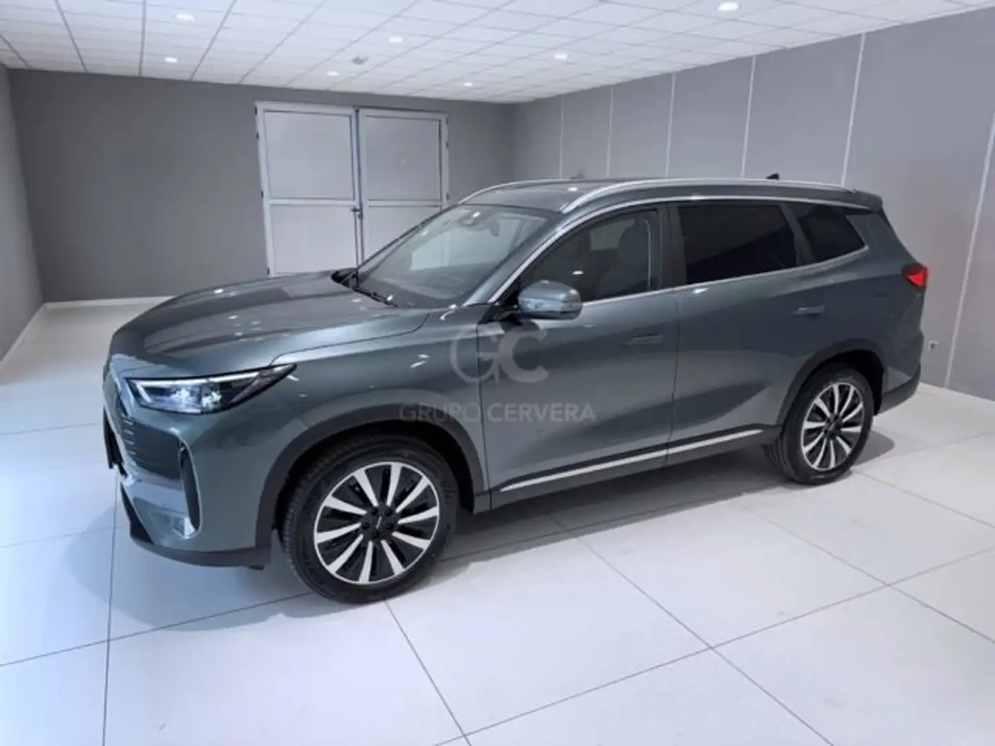 Ebro s800 1.5 TGDI PHEV E-CVT Luxury FWD Grau - 1