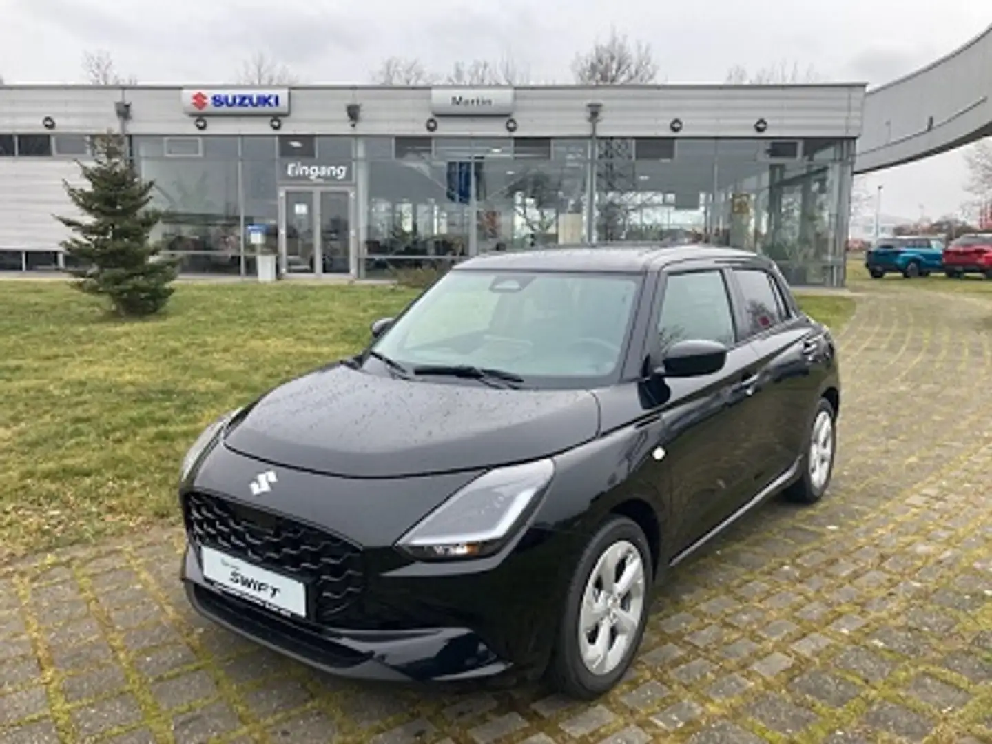 Suzuki Swift 1,2 Comfort Hybrid Schwarz - 1