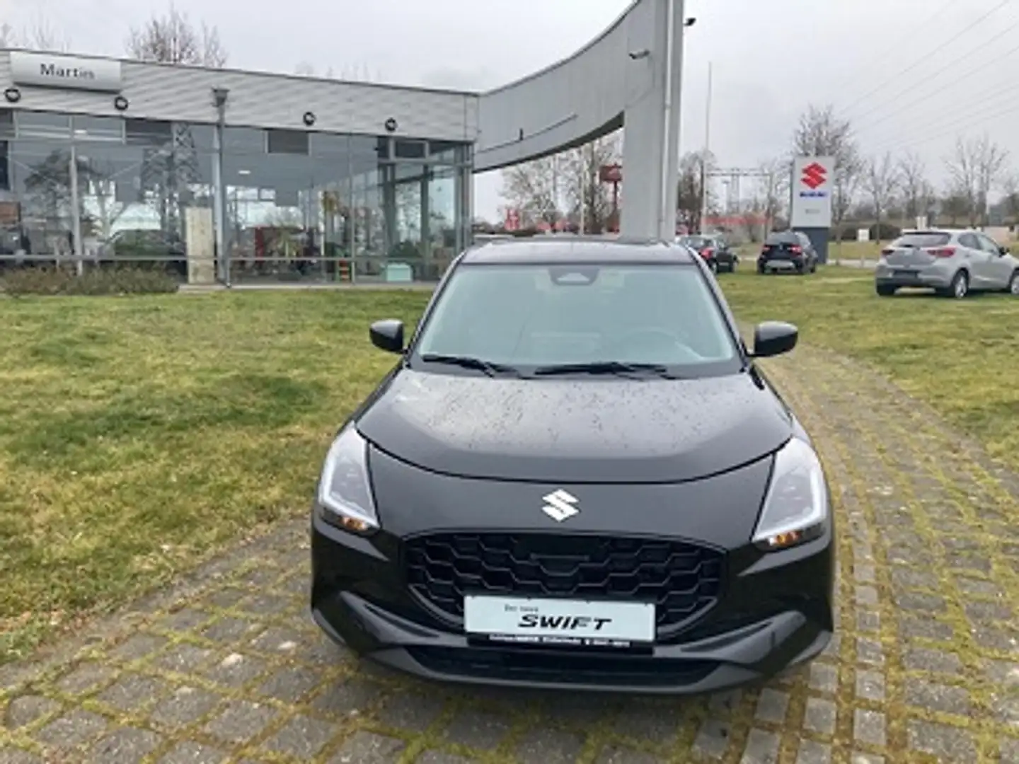 Suzuki Swift 1,2 Comfort Hybrid Schwarz - 2