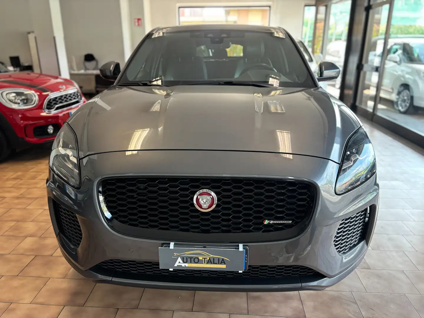 Jaguar E-Pace 2.0 R-dynamic Chequered Flag*AWD*TAGLIANDI JAGUAR Grigio - 2