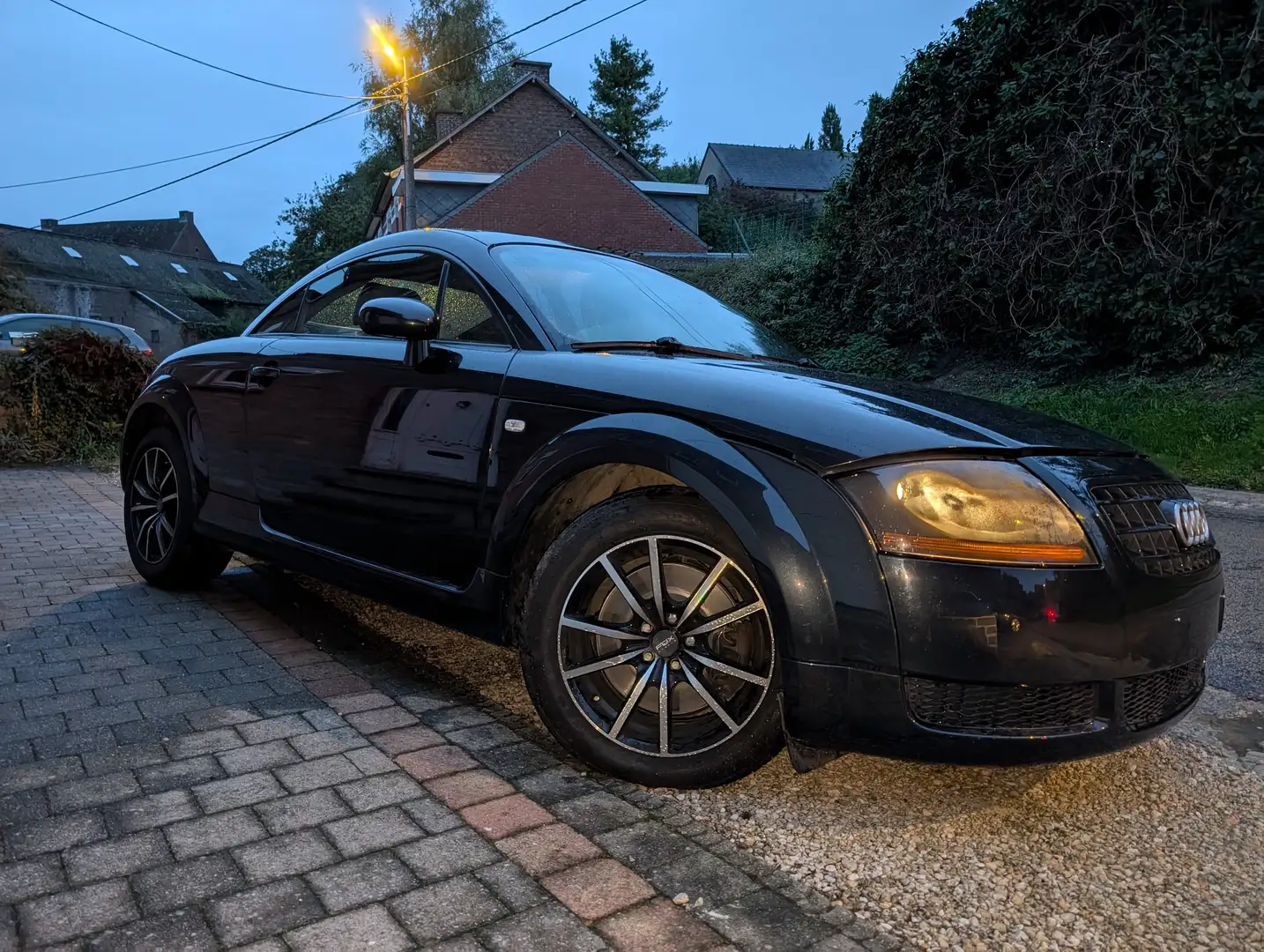 Audi TT TT Coupé 1.8 Turbo 20v Noir - 1