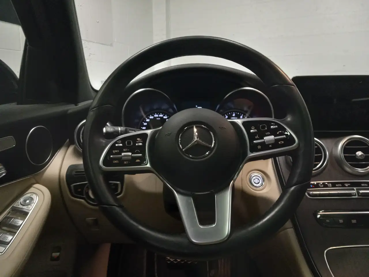 Mercedes-Benz GLC photo Mercedes-Benz GLC