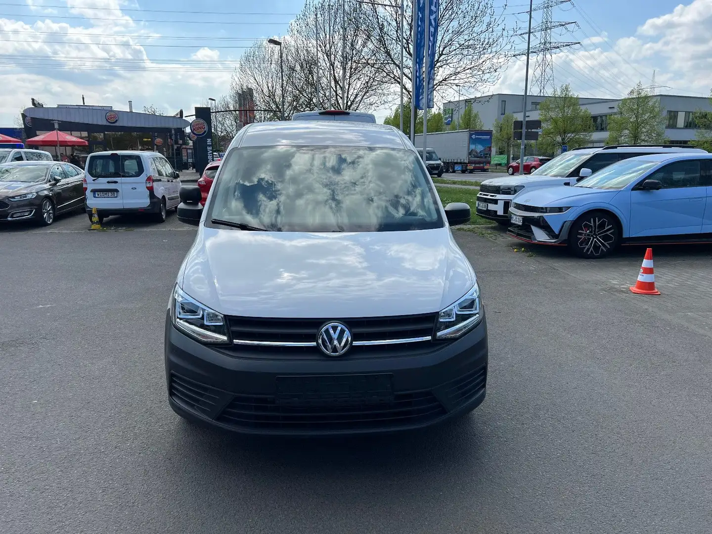 Volkswagen Caddy Maxi 2.0TDI *DSG*Klima*Xenon*1.Hand Blanc - 2