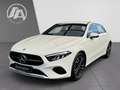Mercedes-Benz A 180 Progressive Adv+MBUX+SHZ+LED+Kam+AHK+PDC Weiß - thumbnail 3