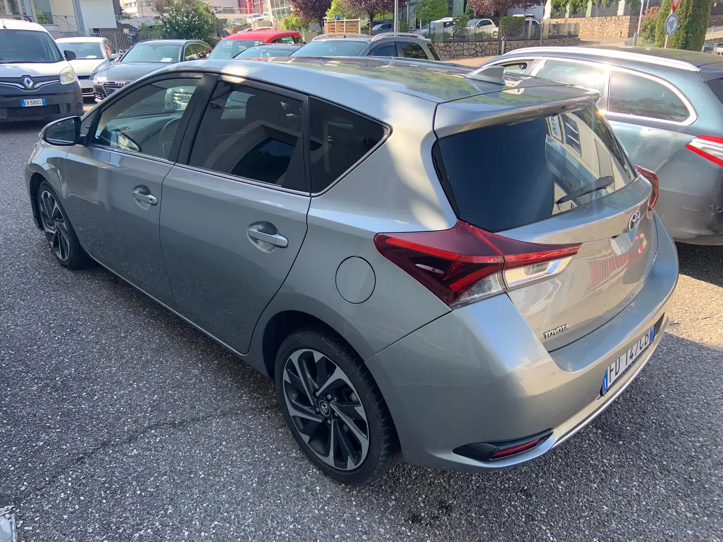 Toyota Auris Auris II 2015 1.4 d-4d Active Grigio - 2