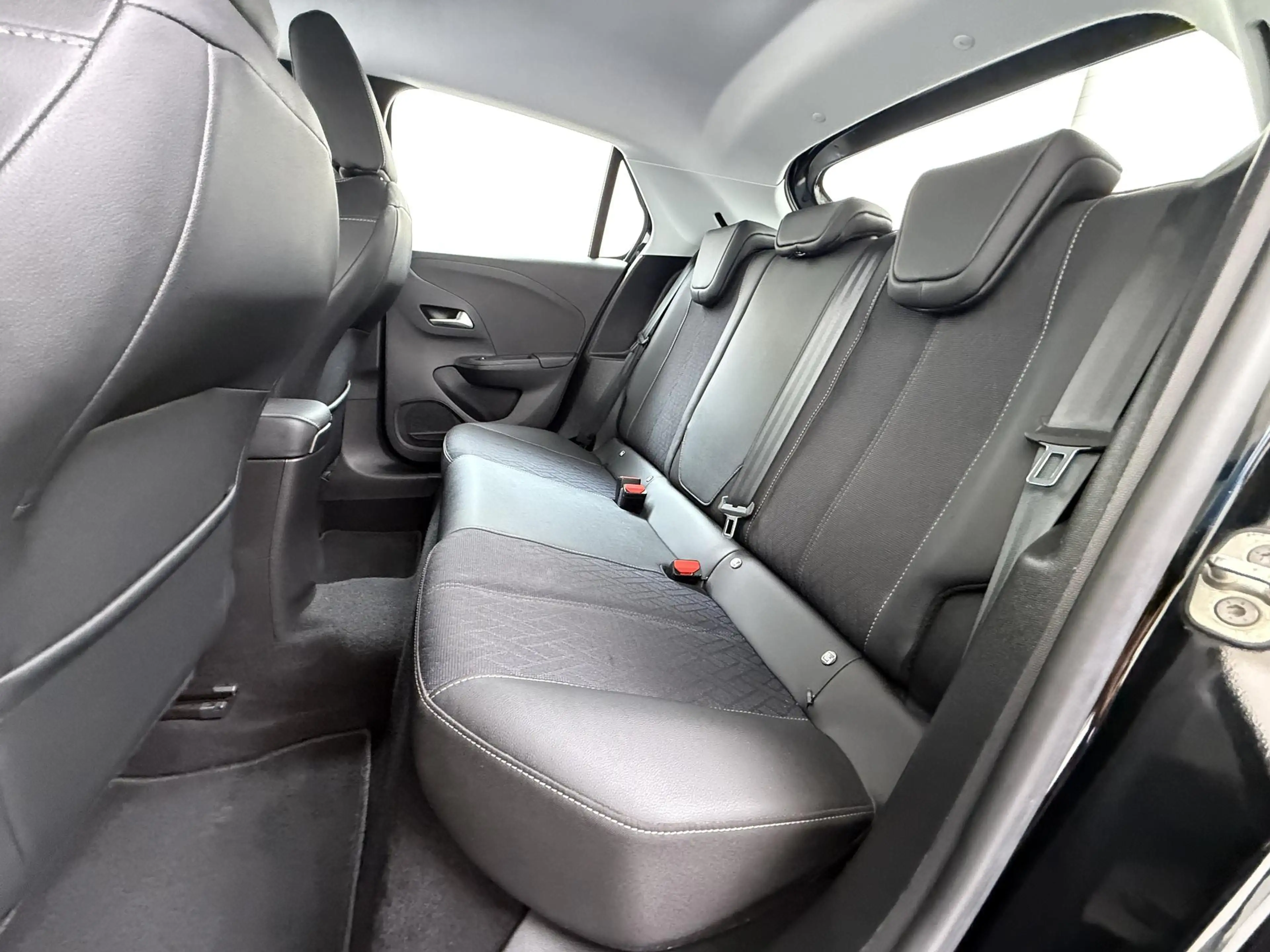 Opel Corsa-e Elegance 50kWh | 1ste eigenaar | ACCU 90% | Winter — photo 8