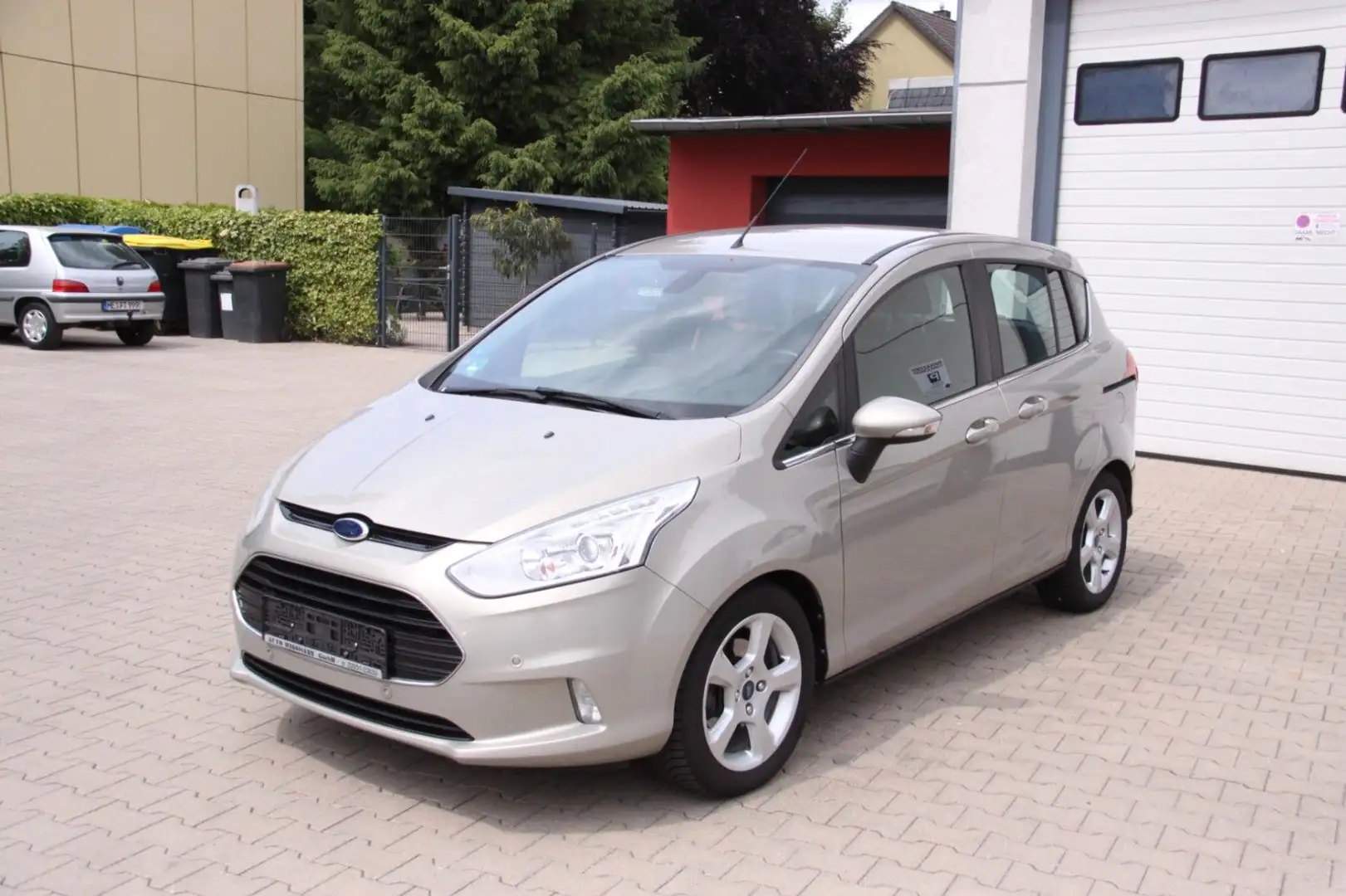 Ford B-Max B-MAX Titanium Navi / Kamera Gris - 2