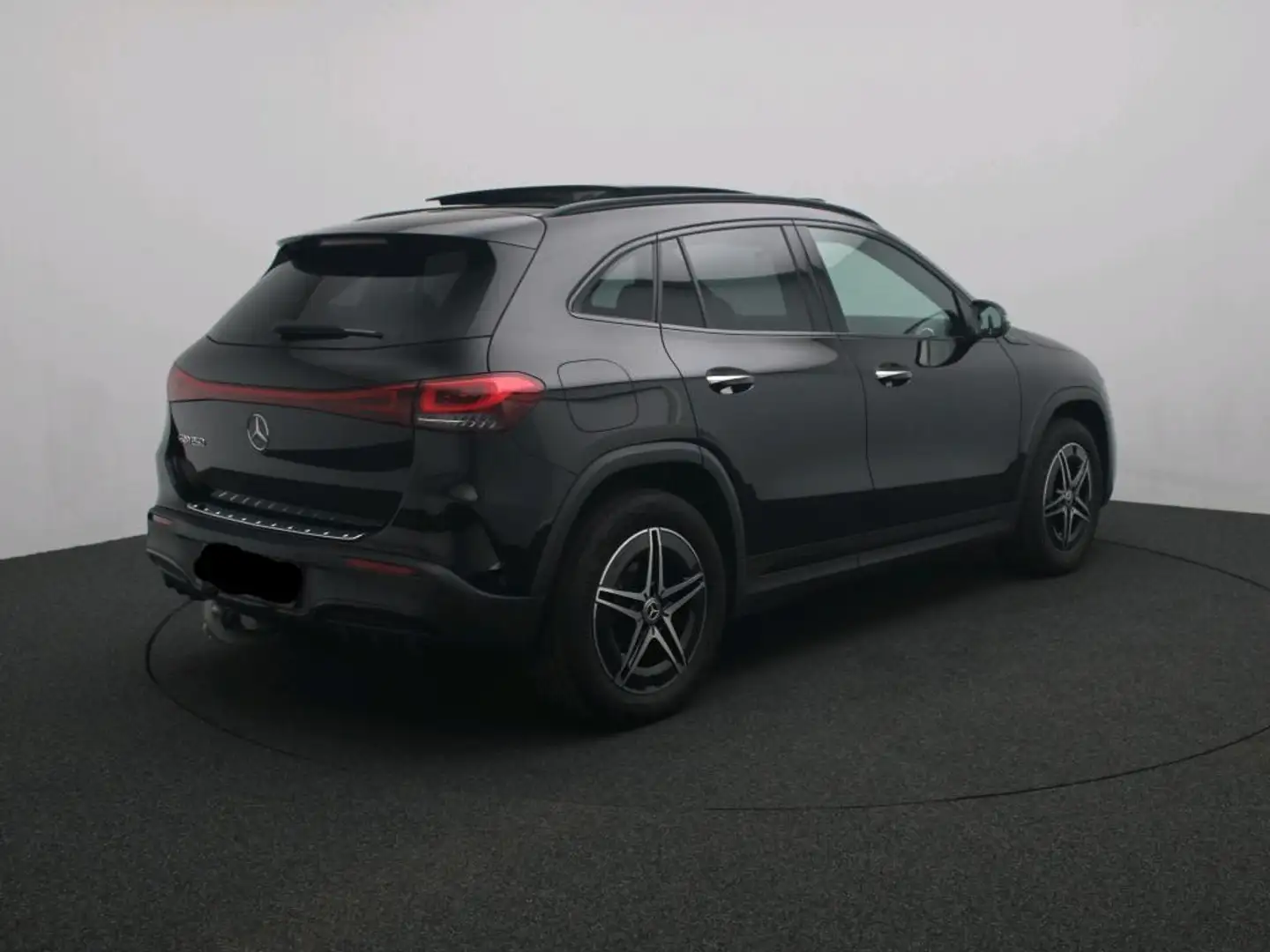 Mercedes-Benz EQA 250 AMG Line + PANO DAK + TREKHAAK + CARPLAY + CAMERA Noir - 2