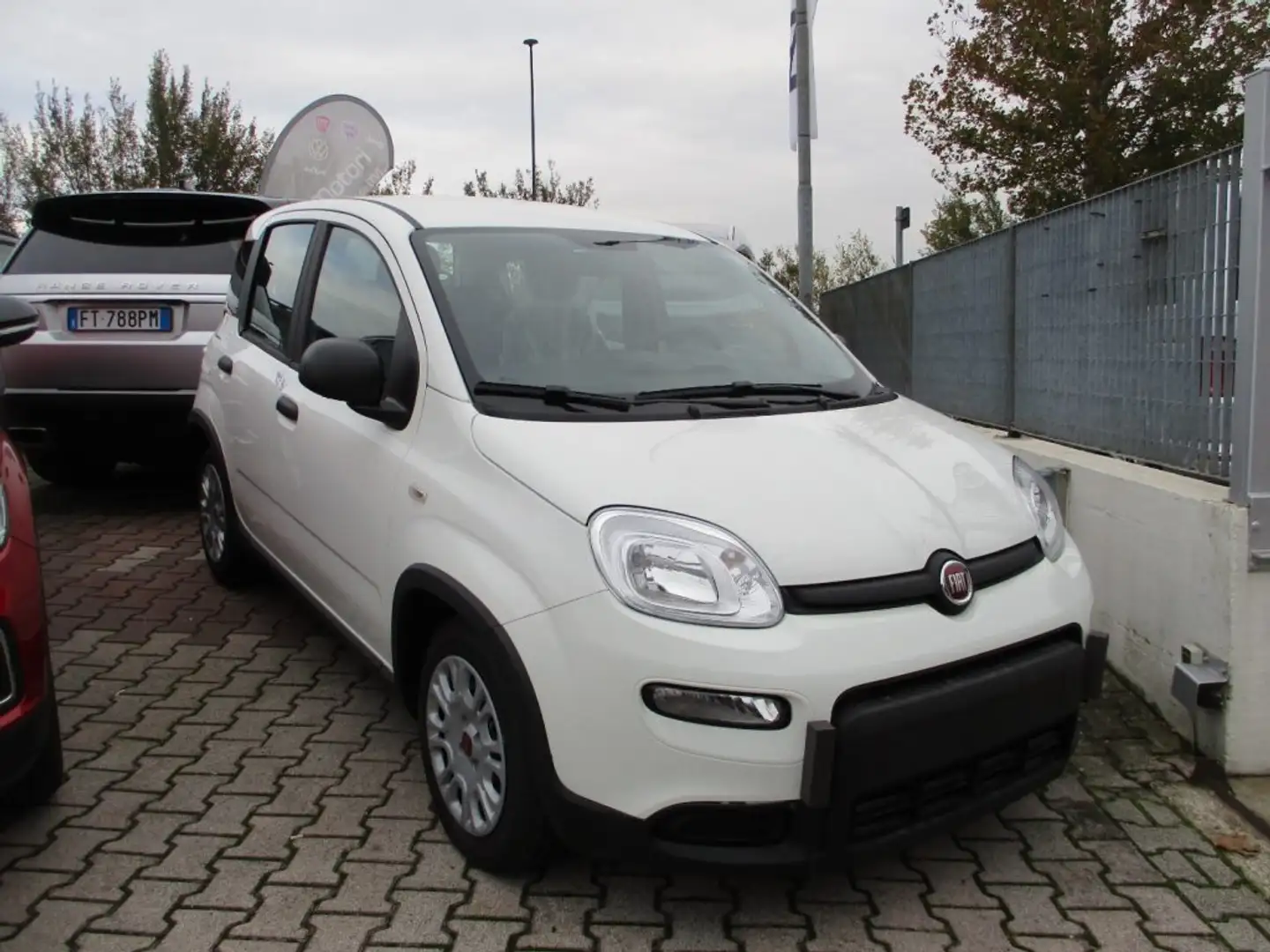 Fiat Panda 1.0 S&S Hybrid - BLUETOOTH/5Posti Weiß - 1