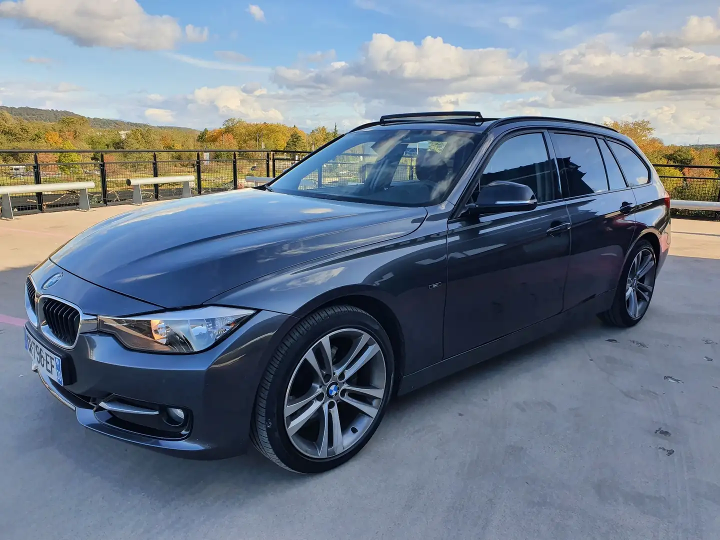 BMW 320 Touring 184ch pack m édition sport Gris - 1