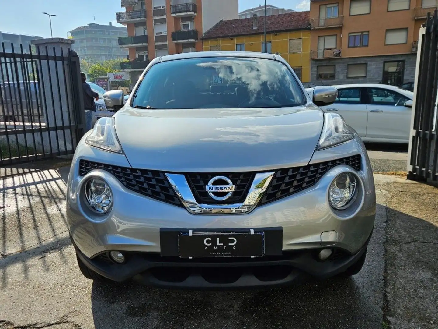 Nissan Juke 1.6 DIG-T 190 Tekna Grigio - 2