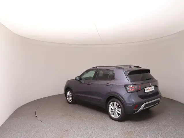 Volkswagen T-Cross view 5