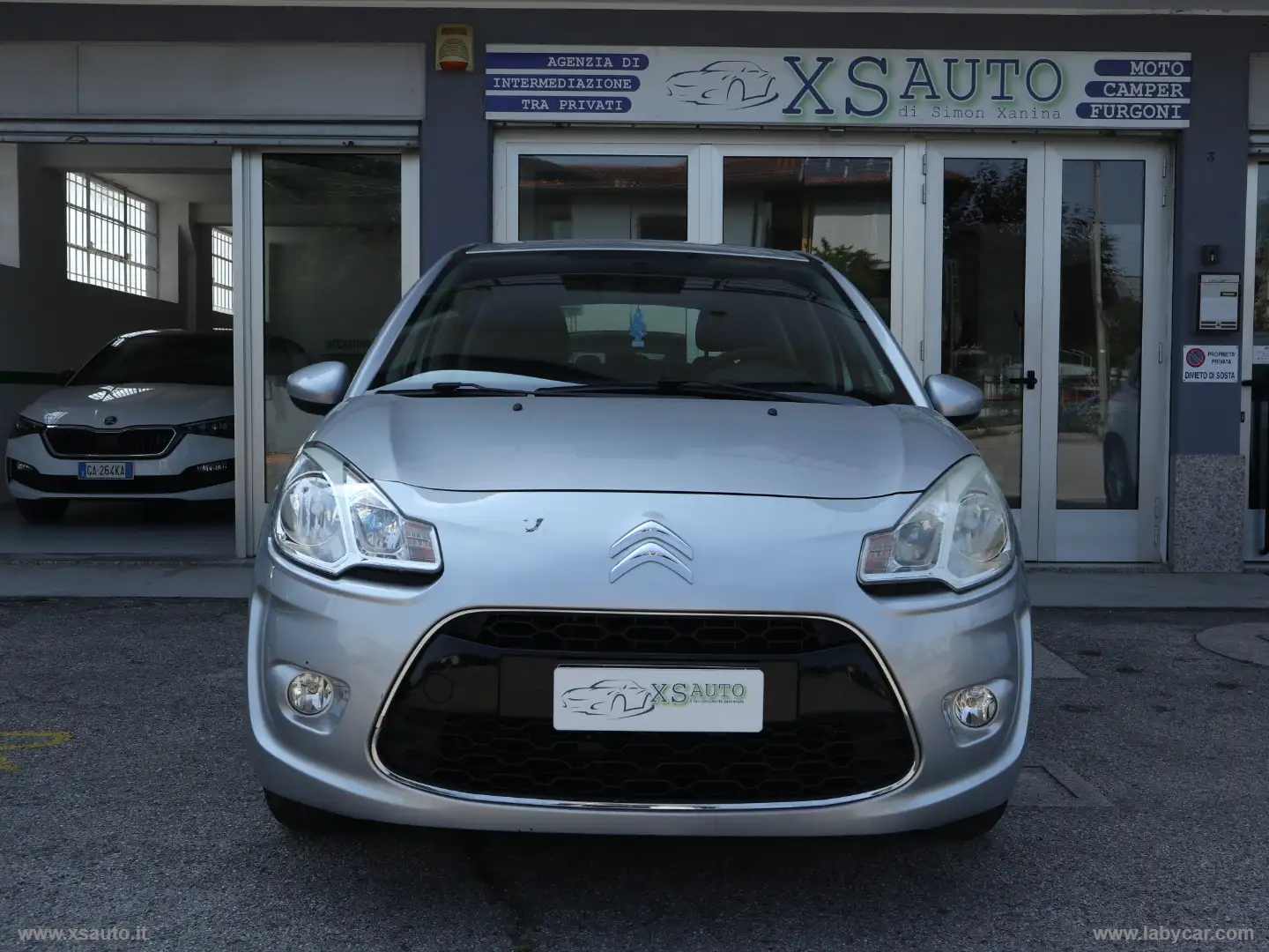 Citroen C3 1.1 Seduction Limited Argent - 2
