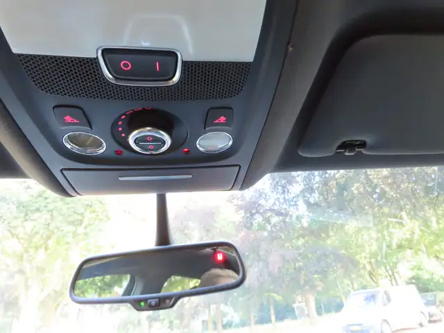 Audi Q5 view 26