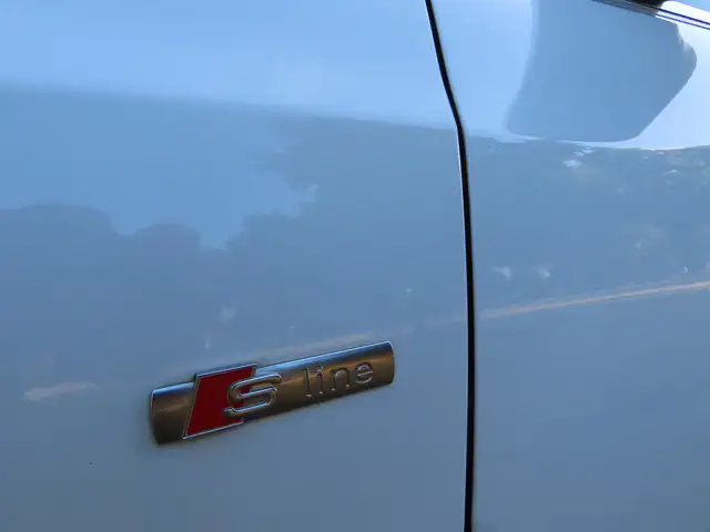 Audi Q5 view 28