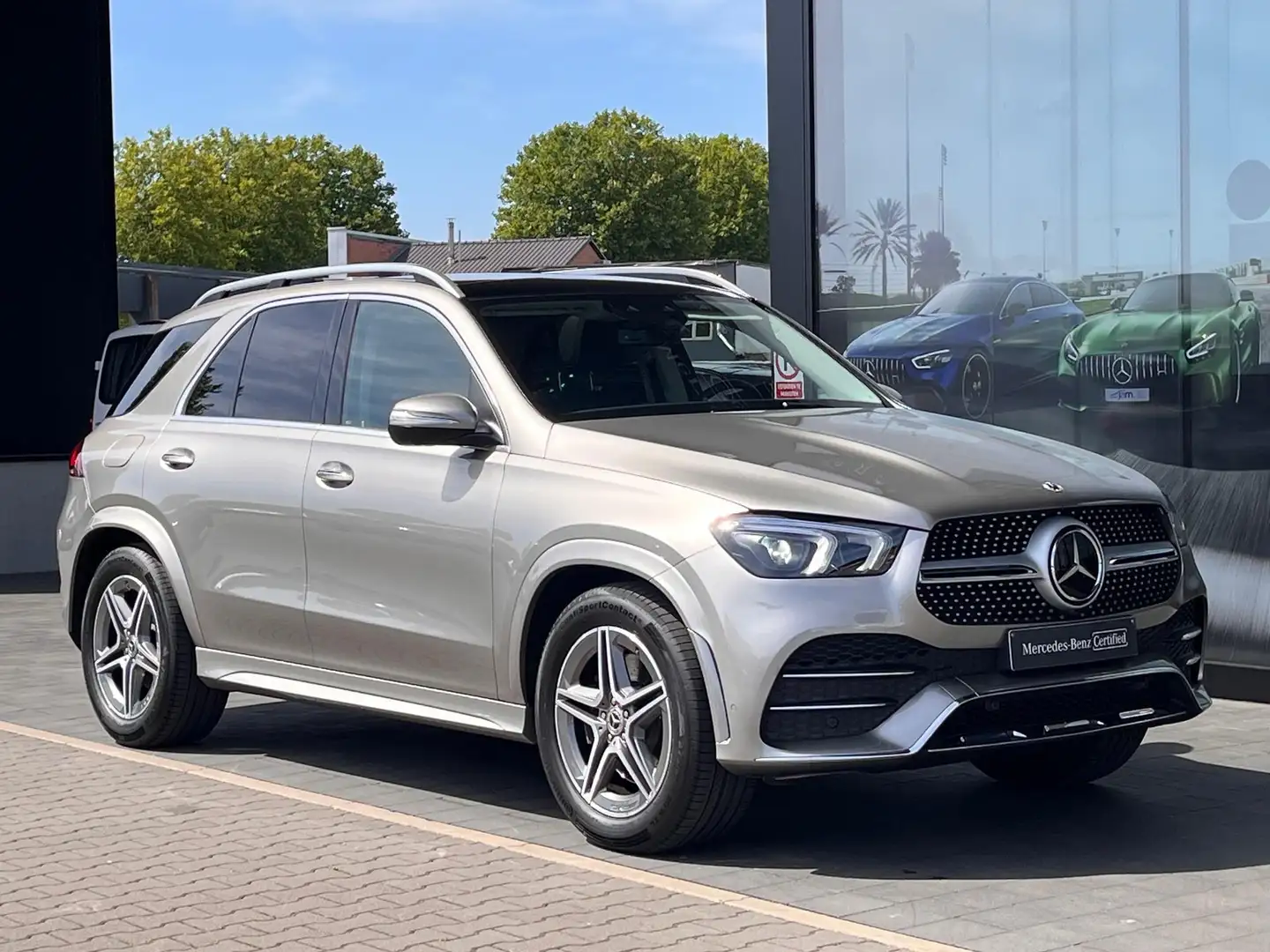 Mercedes-Benz GLE 400 d 4MATIC Goud - 2
