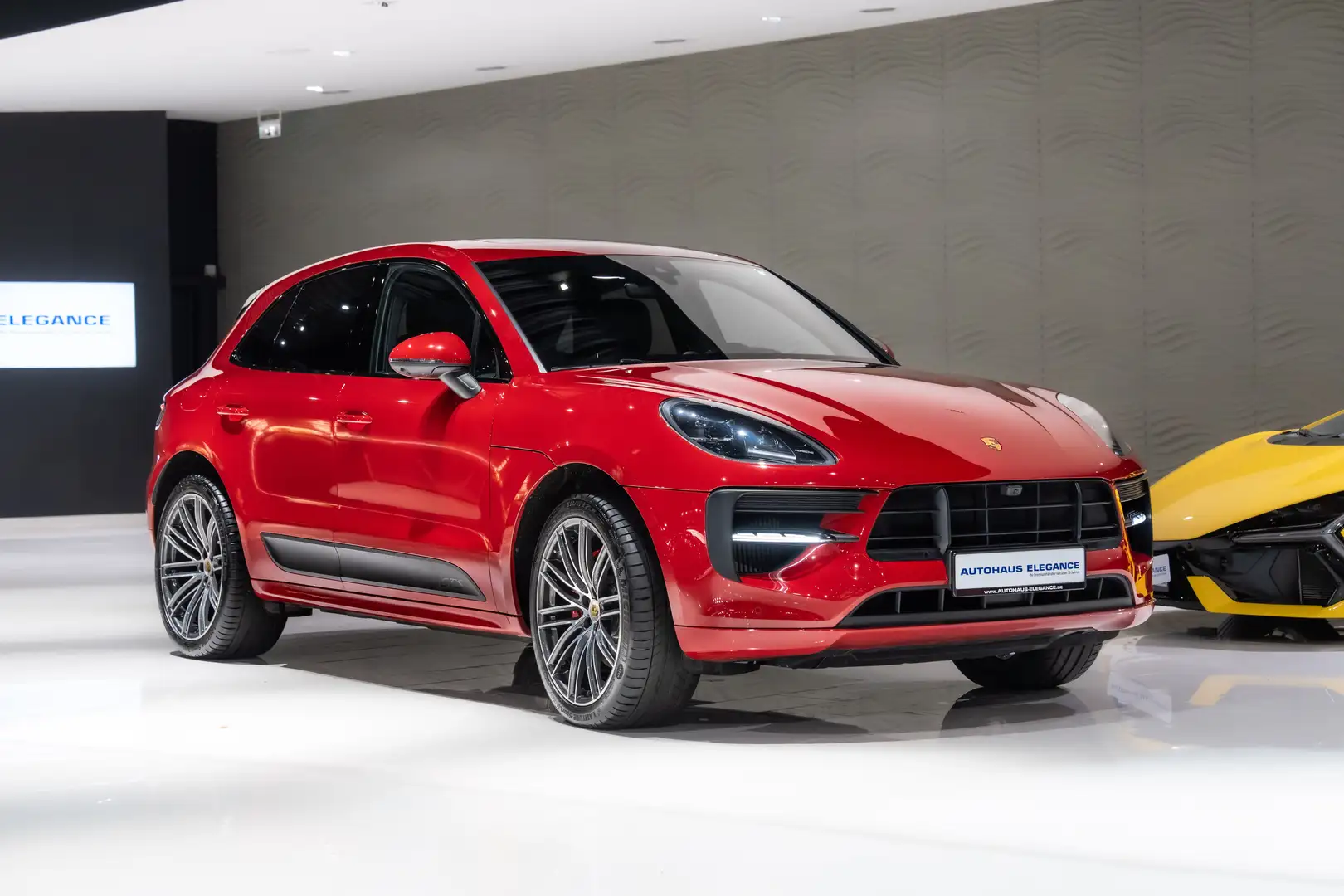 Porsche Macan GTS*SPORT-CHRONO*BOSE*360°*LUFT*PANO* Rot - 2