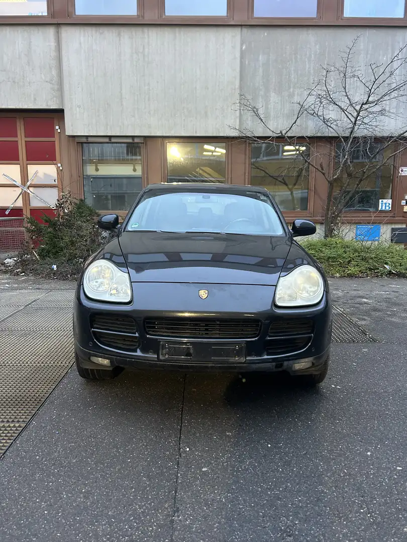 Porsche Cayenne Basis Schwarz - 2