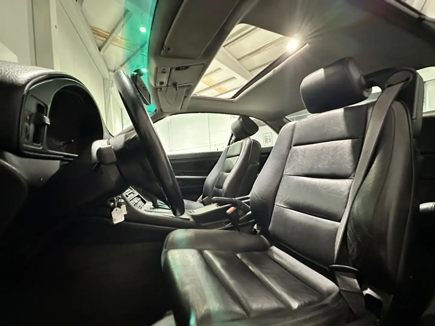 BMW 850 850i Aut. Violett - 2