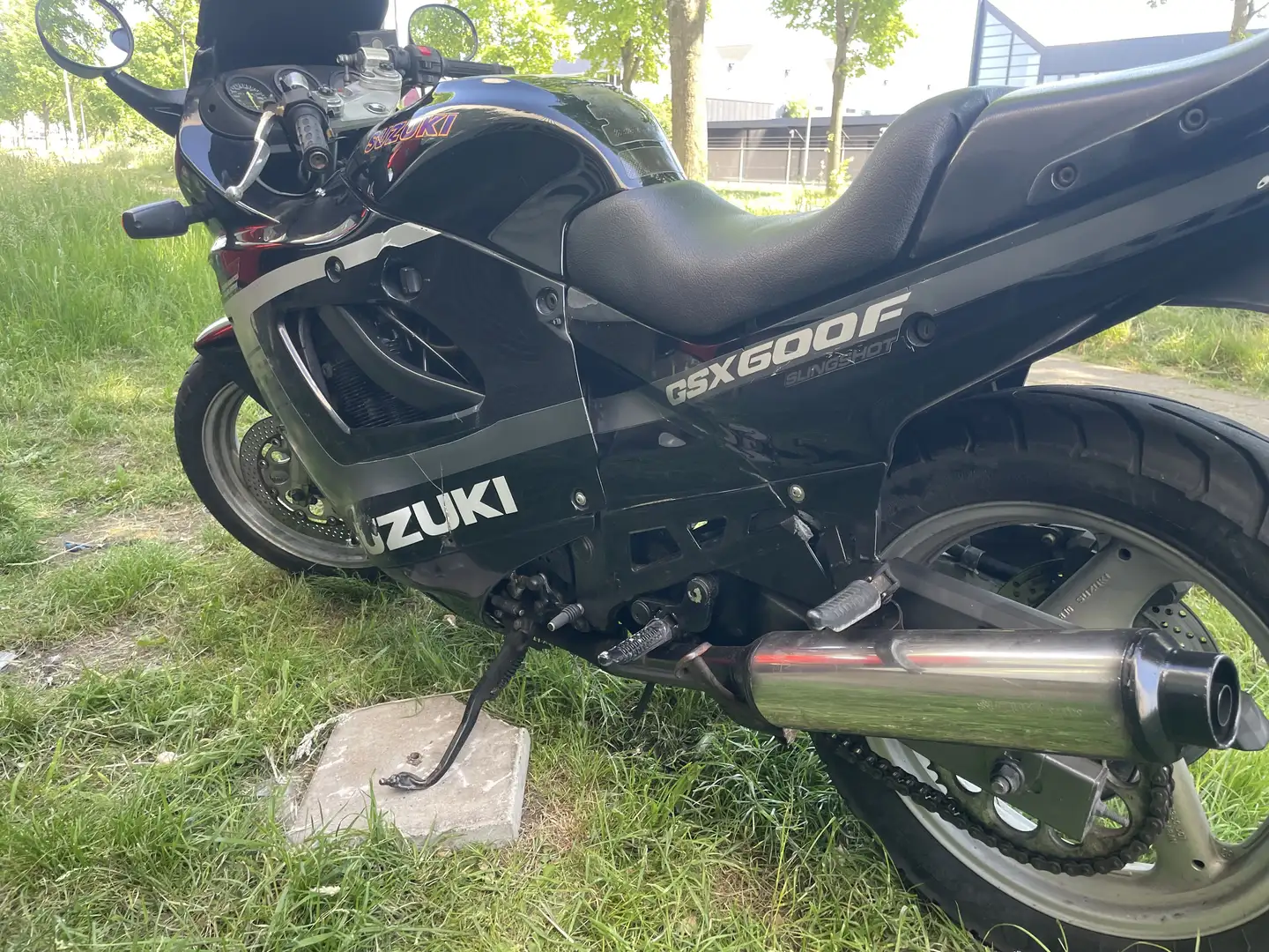 Suzuki GSX 600 gsx600f - 1