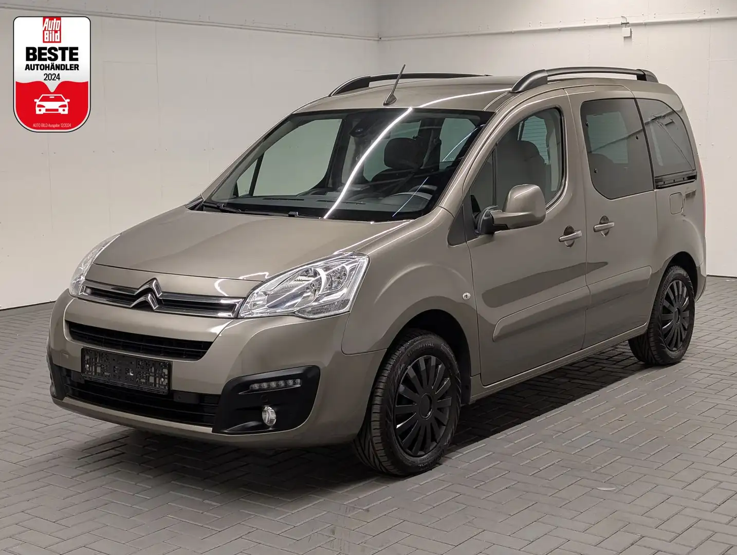 Citroen Berlingo Shine Navi/SHZ/PDC/Kam/Tempomat Braun - 1