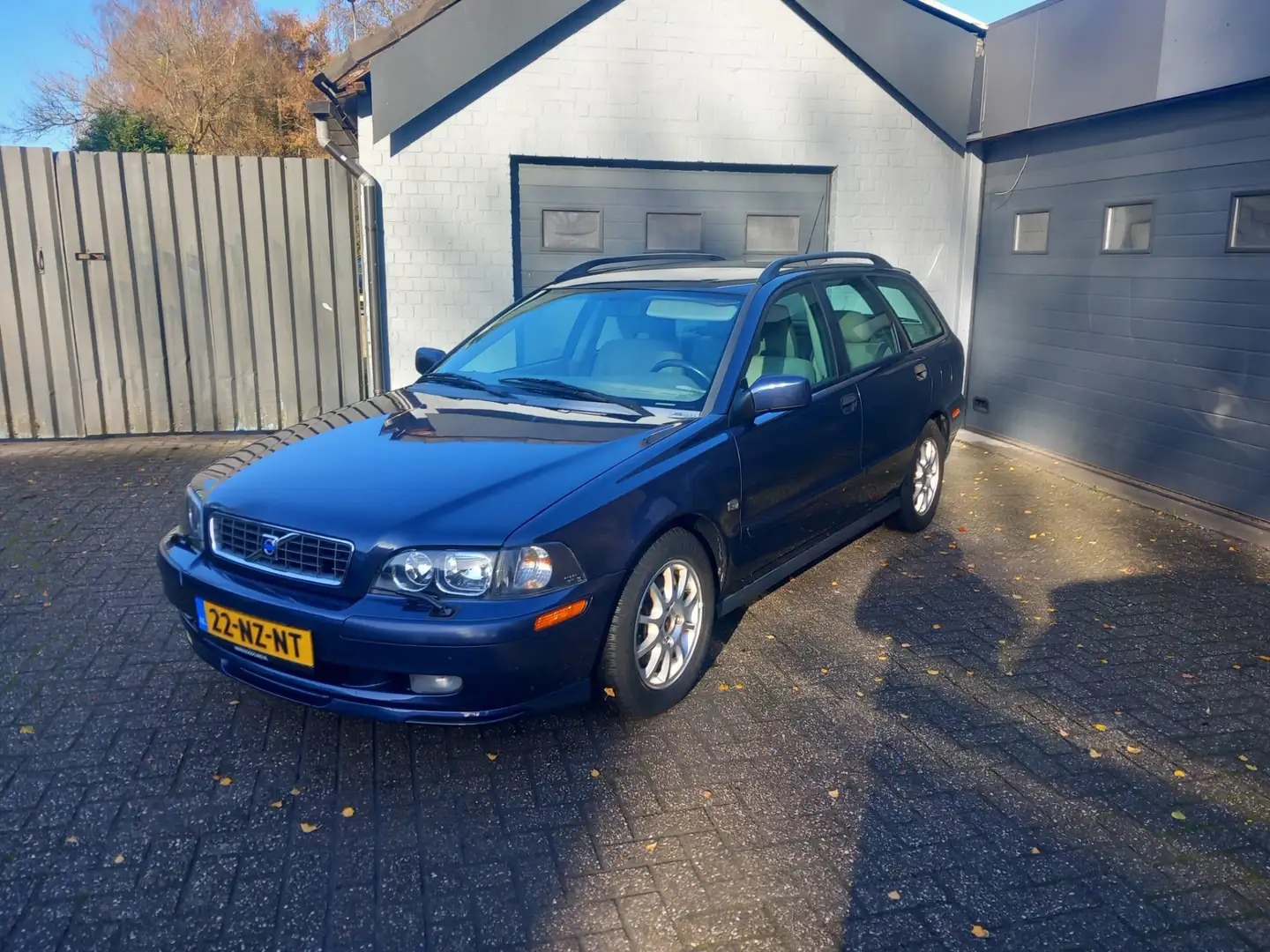 Volvo V40 2.0 Europa,Airco,Cruise control,Stoelverwarming,Pa Bleu - 1