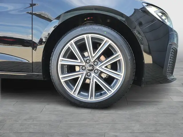 Audi A1 view 7