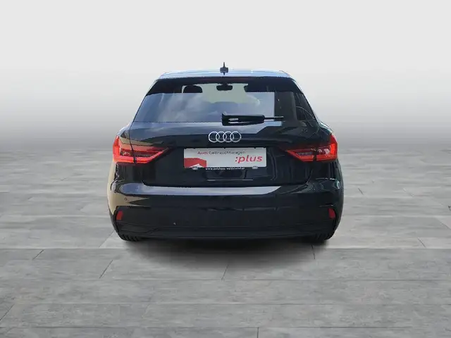 Audi A1 view 5