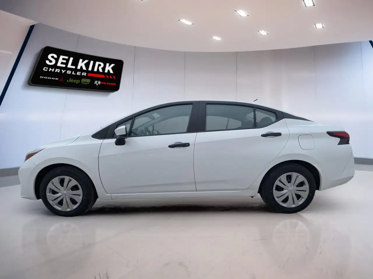 Nissan Versa fotografie Nissan Versa