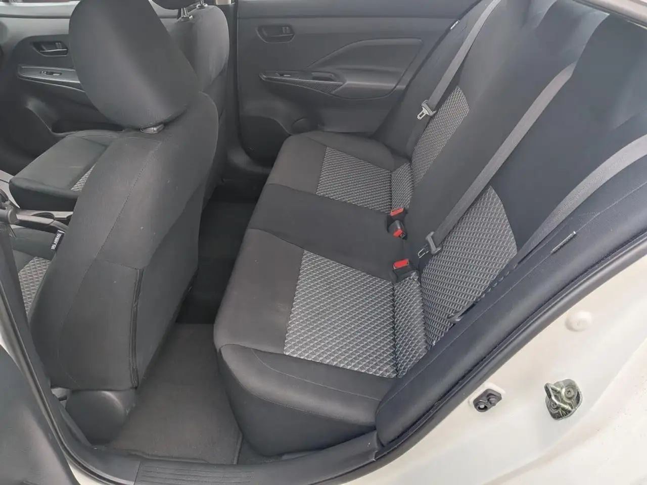 Nissan Versa fotografie Nissan Versa