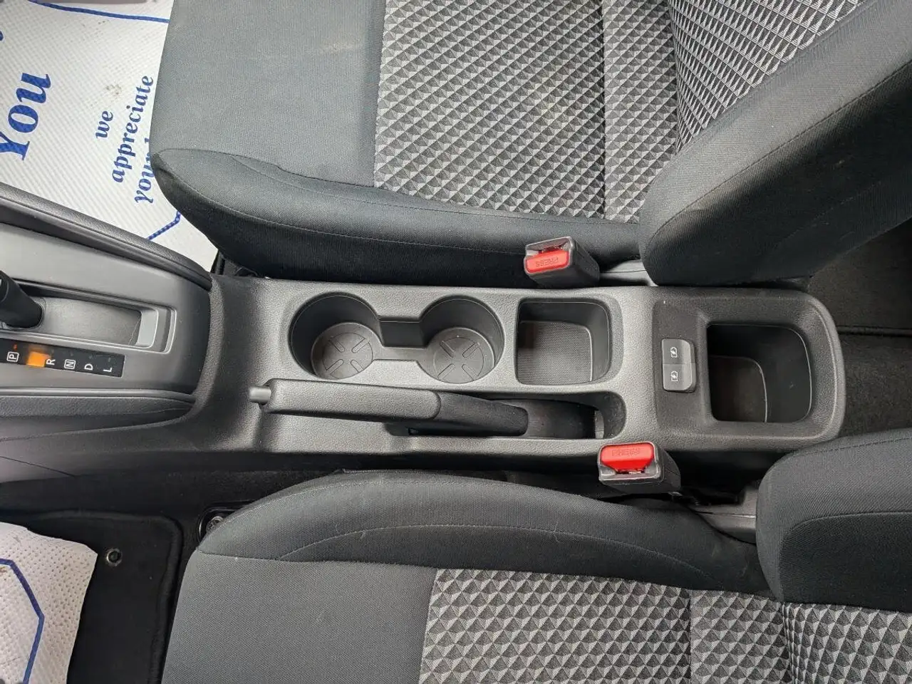 Nissan Versa fotografie Nissan Versa