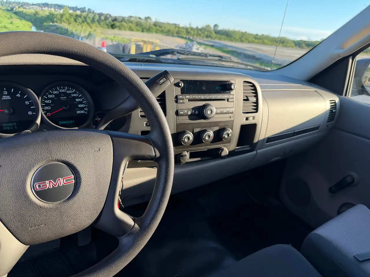 GMC Sierra 1500 снимка GMC Sierra 1500