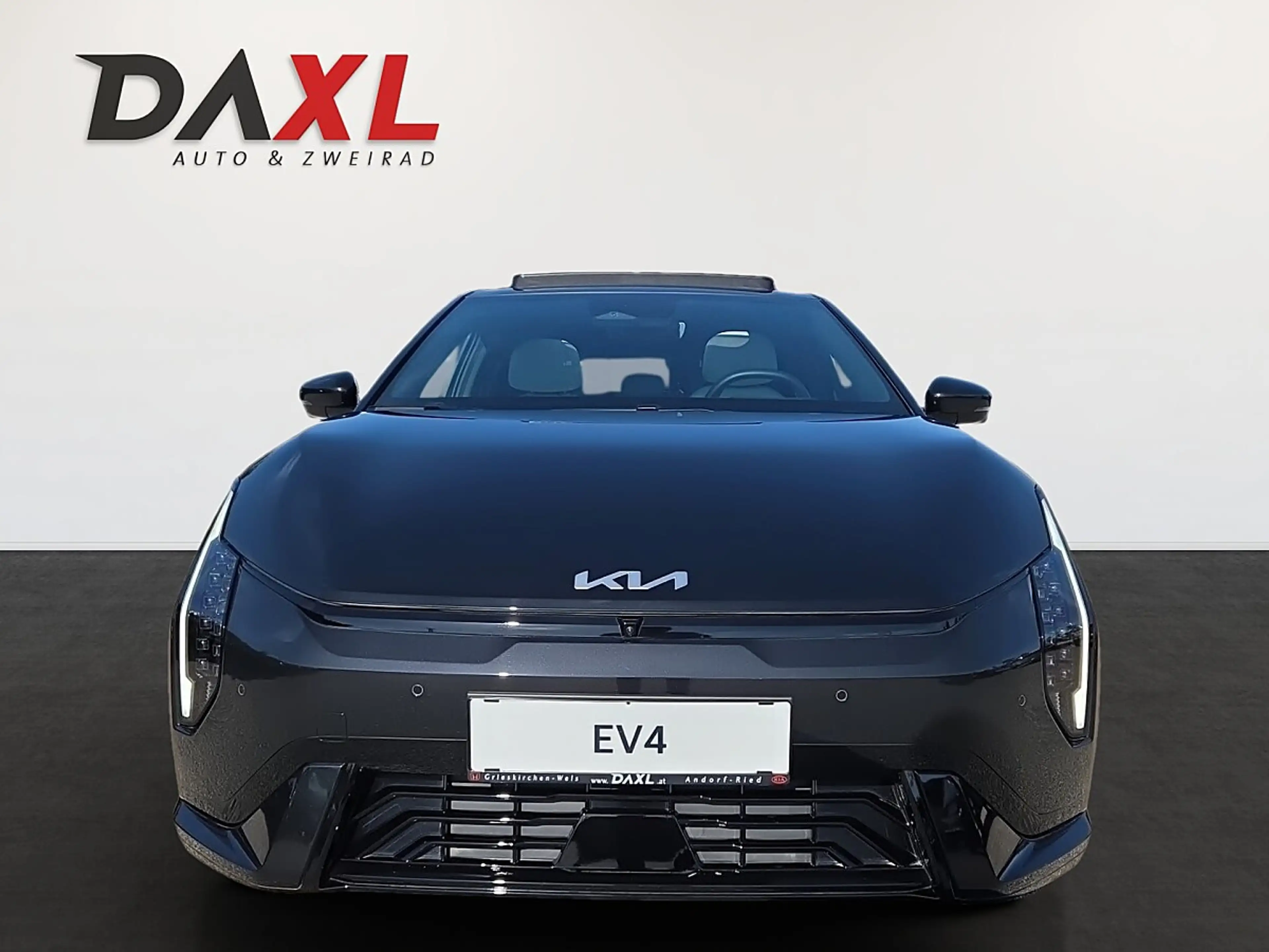 Kia EV4 HB FWD 81,4kWh GT-Line — photo 2