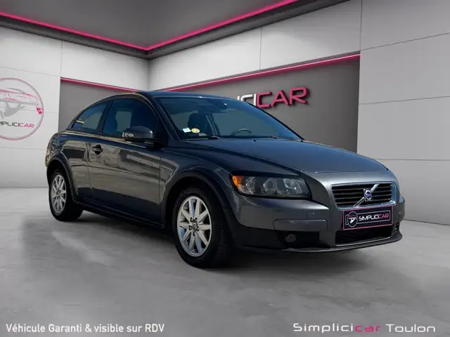 Volvo C30 2.4 D5 180 MOMENTUM GEARTRONIC