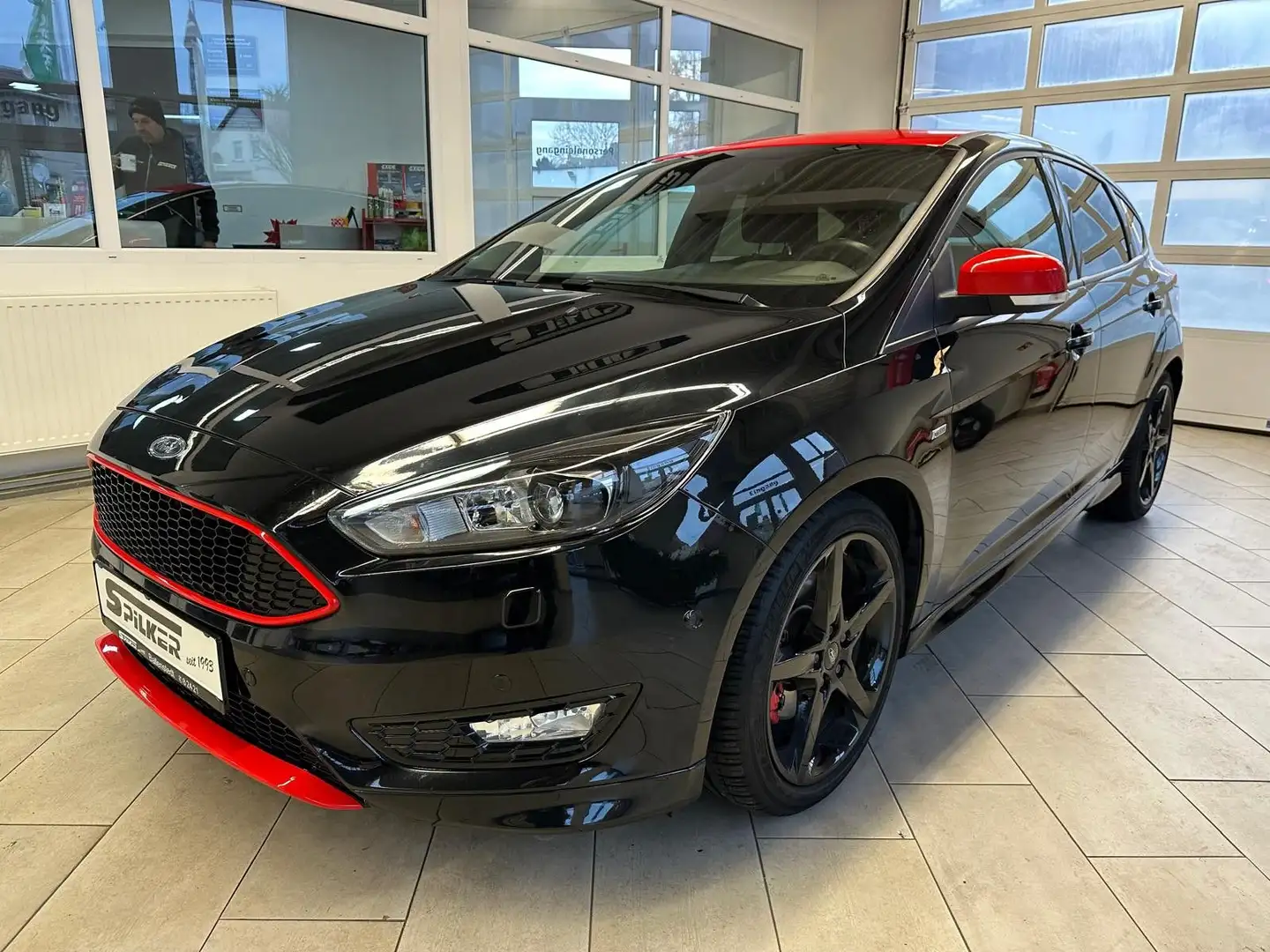 Ford Focus Lim. Sport ST Line, Alu, Xenon, Sitzh.,NSW Noir - 2