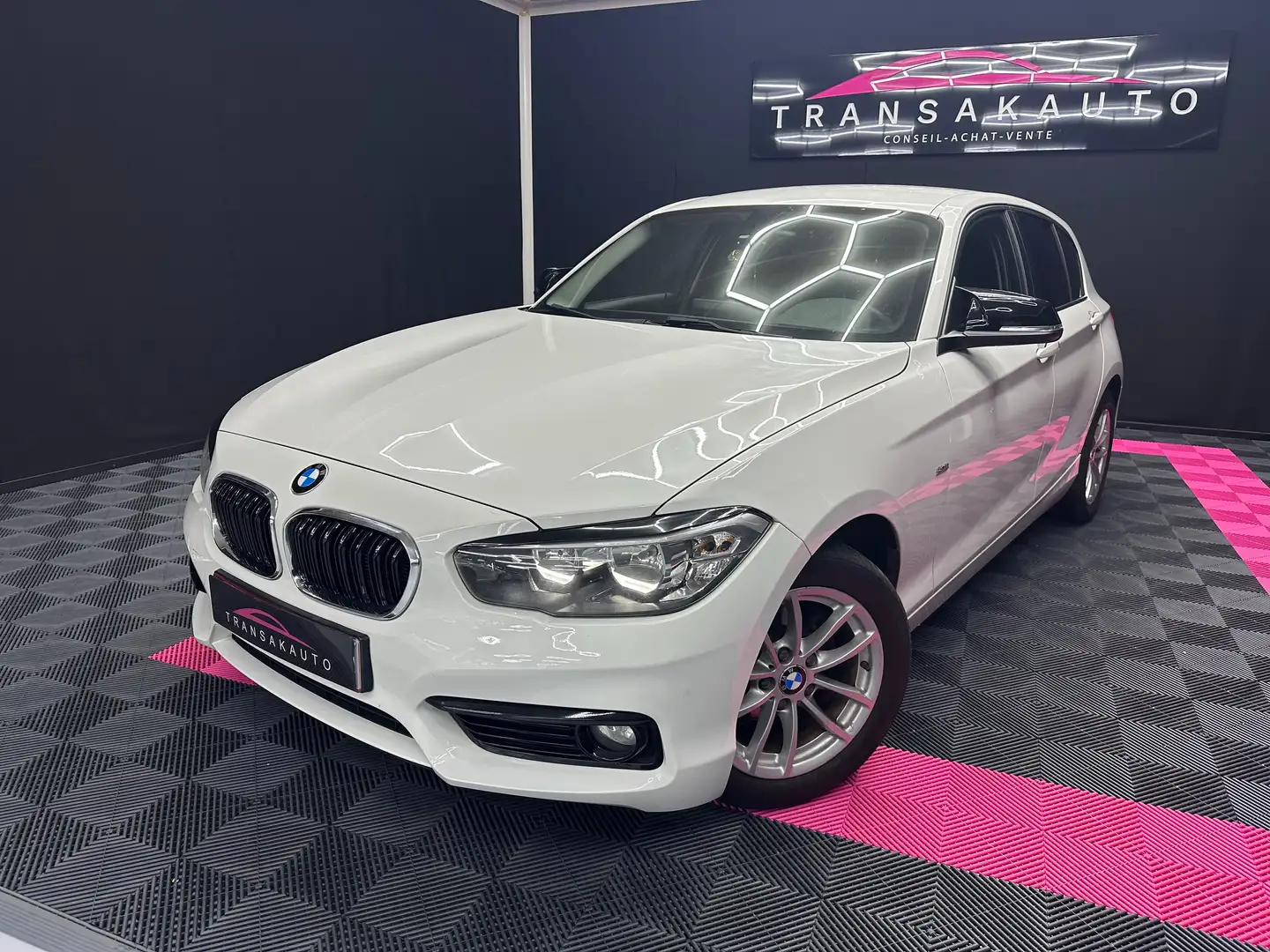 BMW 116 URBAN LINE / ENTRETIENT / GARANTIE 12 MOIS Wit - 1