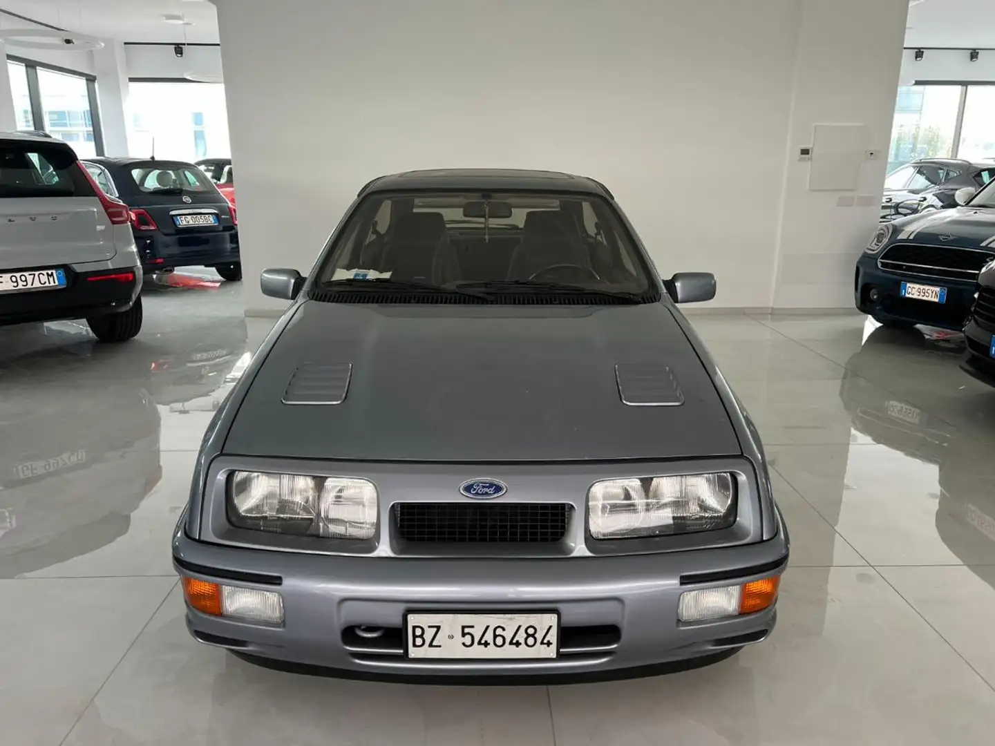 Ford Sierra RS Cosworth 3 porte Bleu - 2