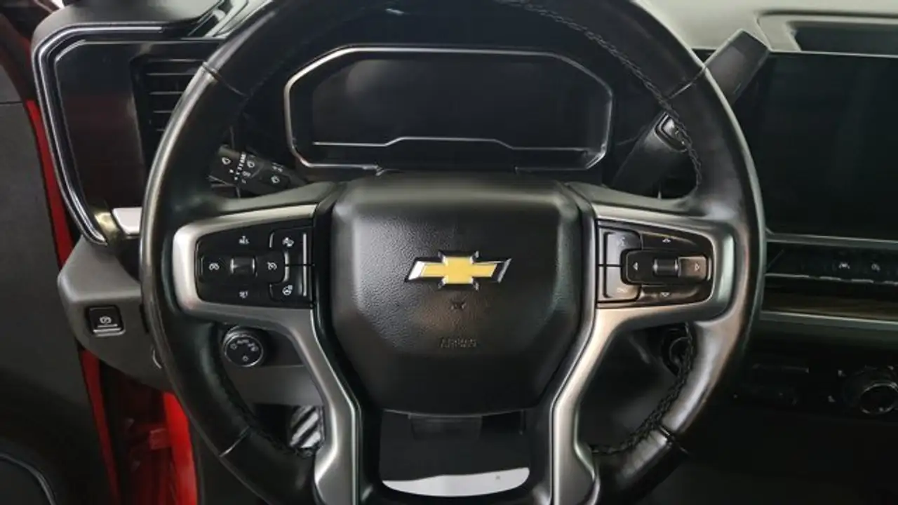 Chevrolet Silverado 1500 снимка Chevrolet Silverado 1500