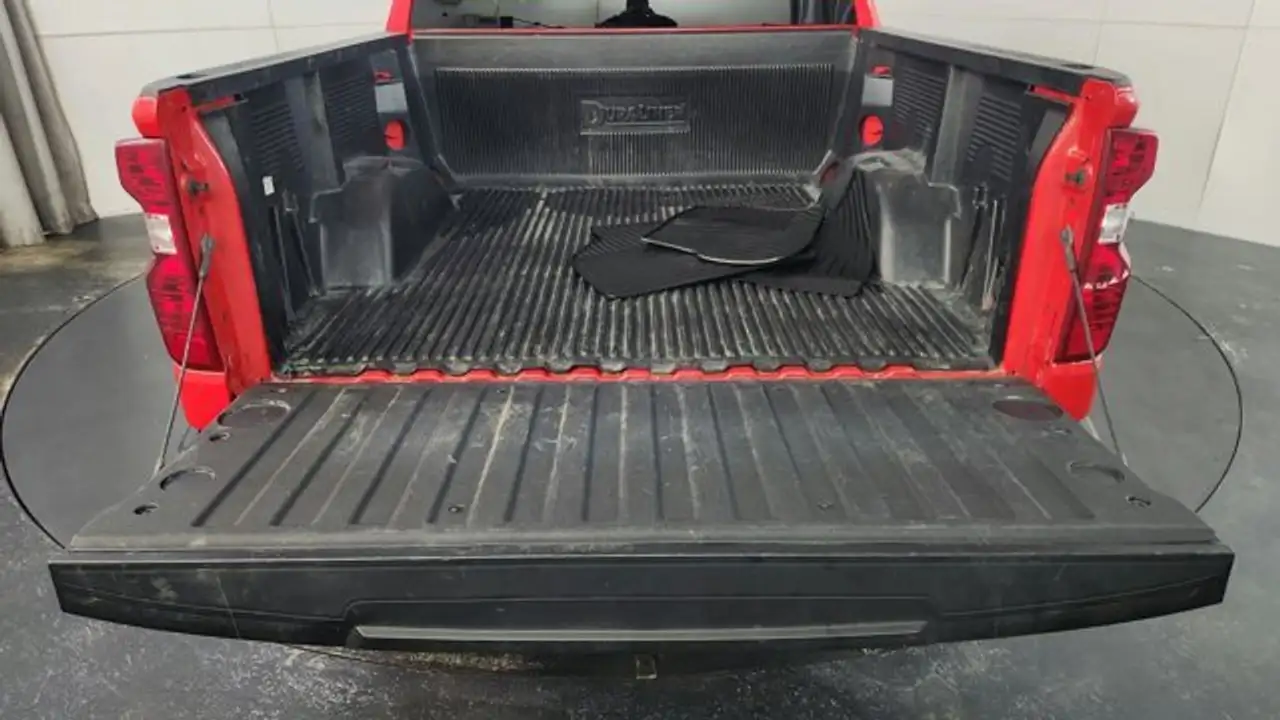 Chevrolet Silverado 1500 снимка Chevrolet Silverado 1500