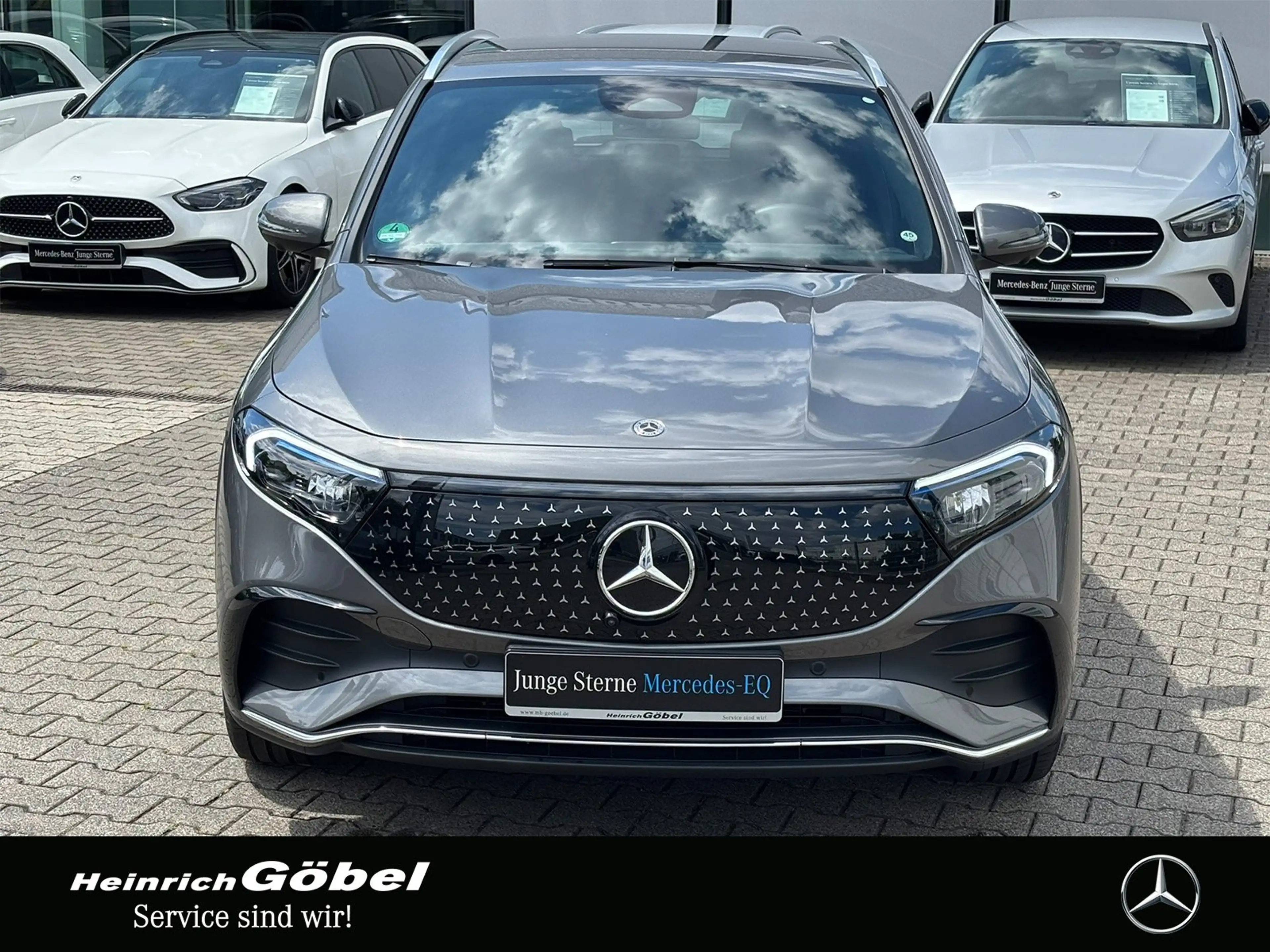 Mercedes-Benz EQA 300 4M AMG*AHK*FAP*ADV-SOUND*360°KAM*AMBIENT — photo 2
