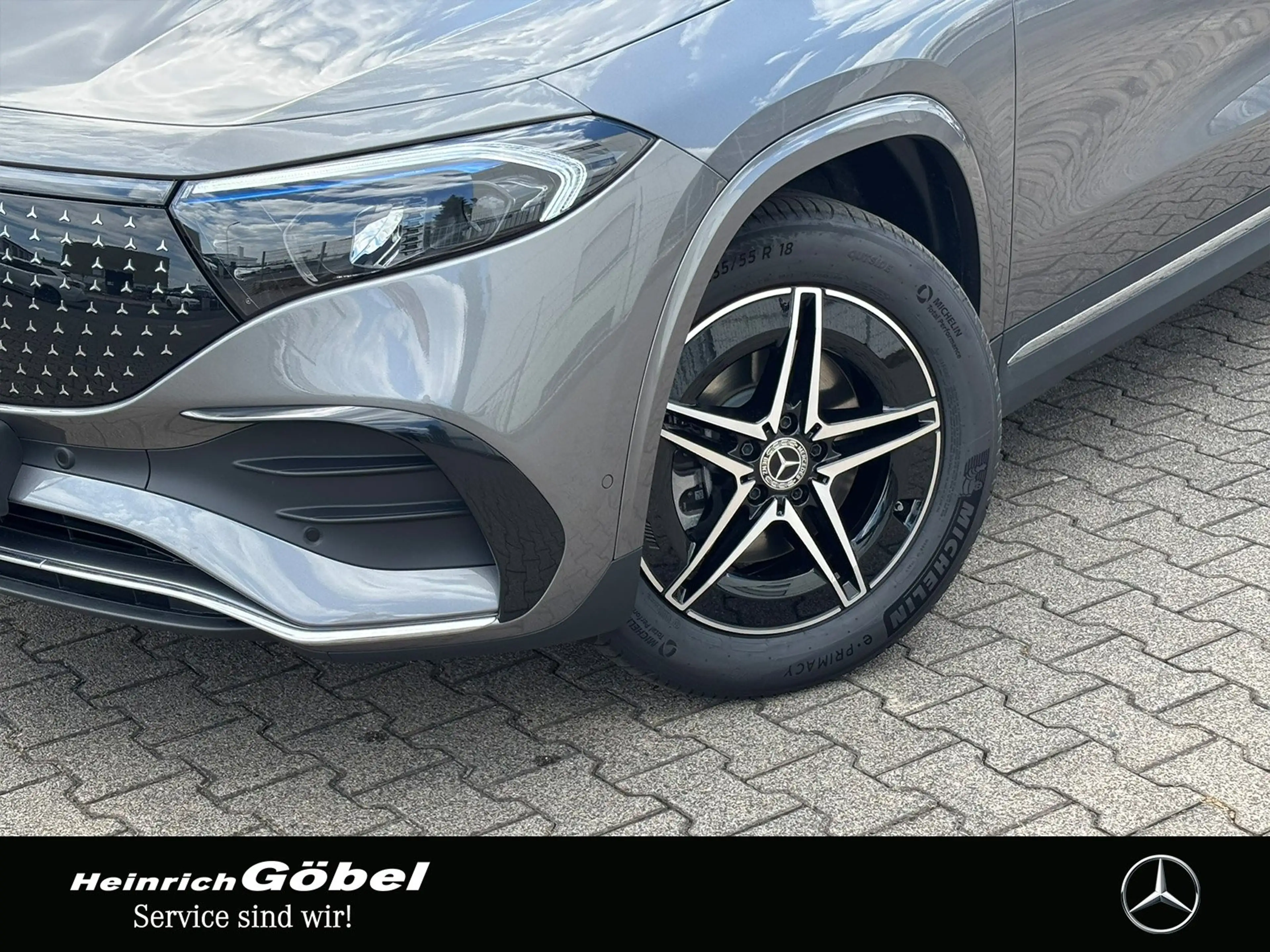 Mercedes-Benz EQA 300 4M AMG*AHK*FAP*ADV-SOUND*360°KAM*AMBIENT — photo 7