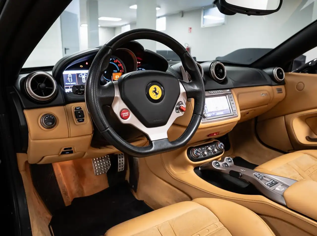 2011 Ferrari California 4.3 dct - SERVICE UFFICIALI FERRARI, photograph 5