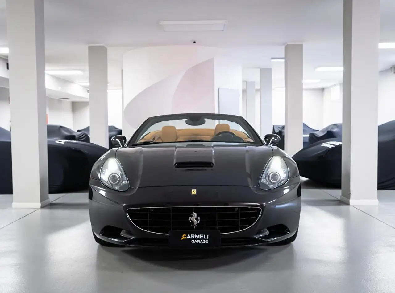 2011 Ferrari California 4.3 dct - SERVICE UFFICIALI FERRARI, photograph 2
