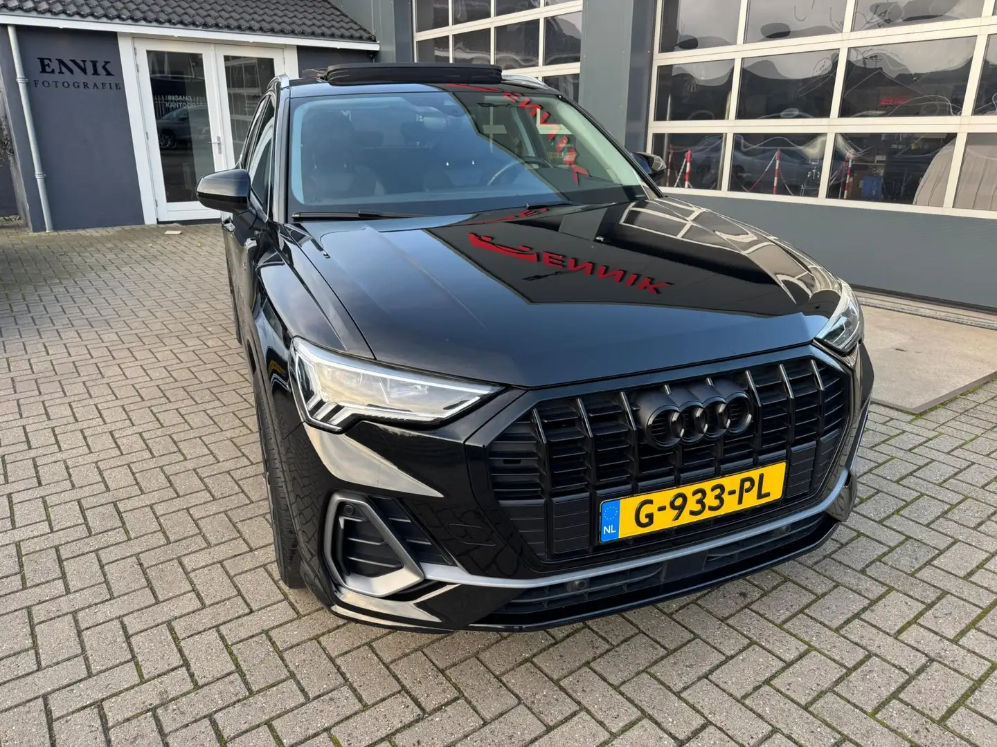 Audi Q3 35 TFSI S Line Pro Line / Pano / Virtual / Camera Zwart - 2