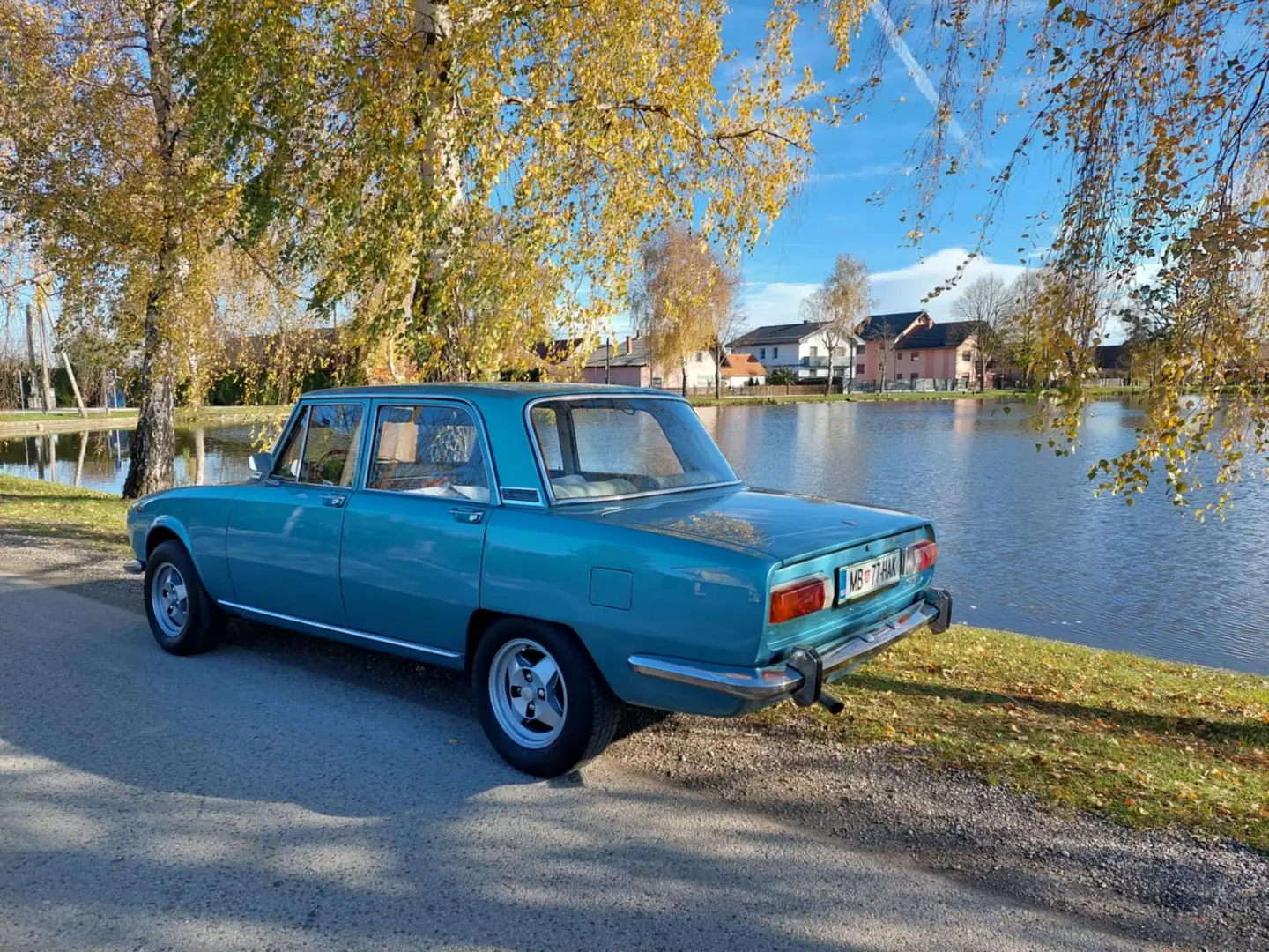 Alfa Romeo BERLINA 1750 plava - 2